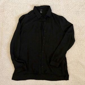 F21 black button up with slight puff sleeve